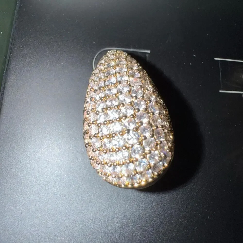 NIB Jewels by Sunaina Elegant Gold Teardrop Earrings